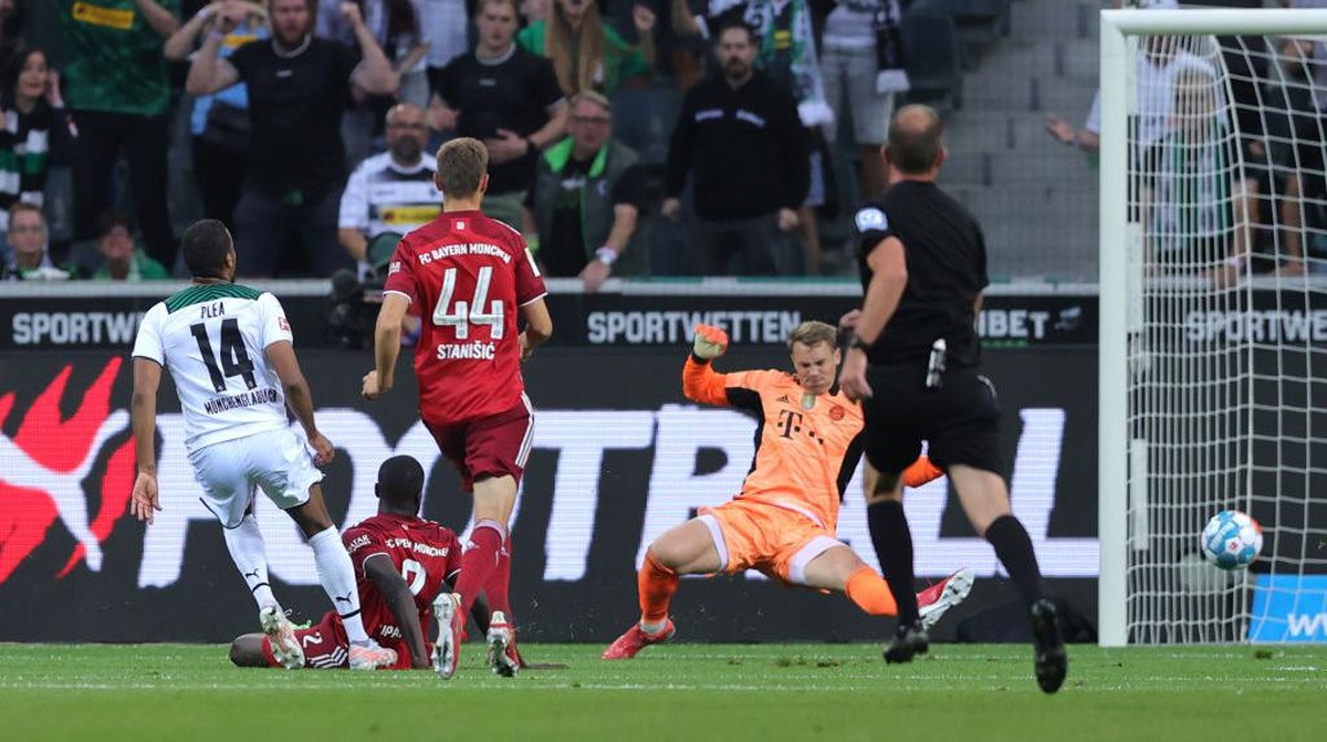 Borussia Moenchengladbach vs Bayern Munich berakhir imbang 1-1 (Foto: Getty Images,/Joosep Martinson)