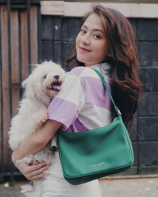 Artis cantik Indonesia/instagram.com/zaraadhsty Artis cantik Indonesia