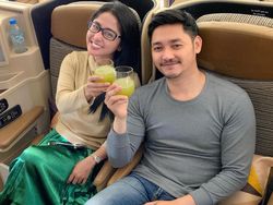 Dewi Persik dan Angga Wijaya Sering Pamer Kemesraan Saat Makan Bareng