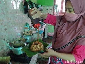 Manisnya Tiwul Gunung Merapi dengan Gula Jawa yang Legit Manisnya Tiwul Gunung Merapi dengan Gula Jawa yang Legit