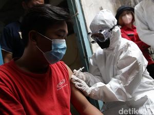 Survei: Minat Masyarakat Ikut Vaksinasi Naik Jadi 72,4%