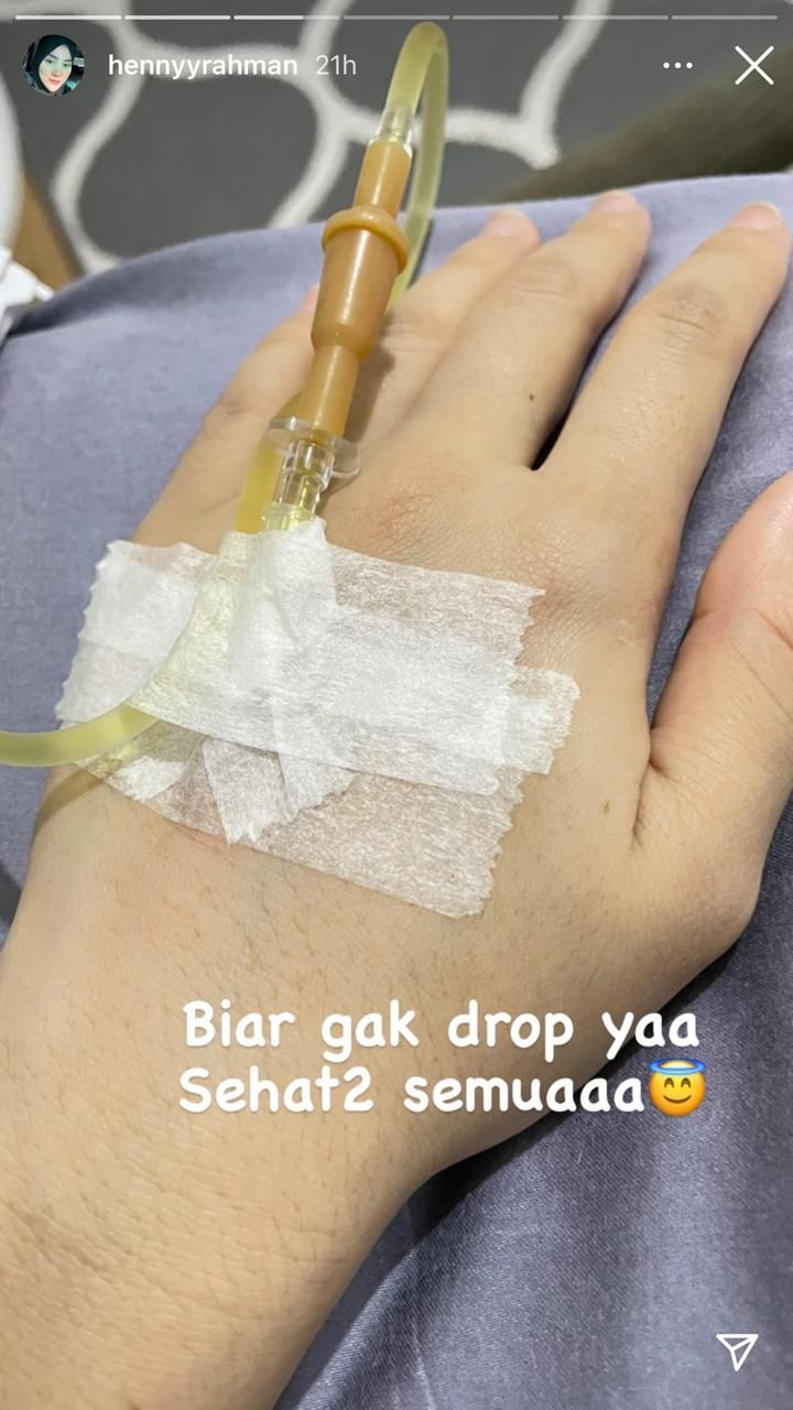 Postingan Henny Rahman