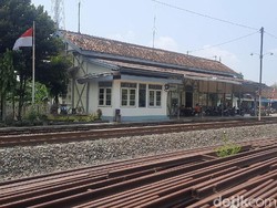 Ini Lho Stasiun KA Tertua di Indonesia, Usianya Sudah 164 Tahun!