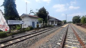 Stasiun KA Tertua Indonesia Ada di Grobogan Lho