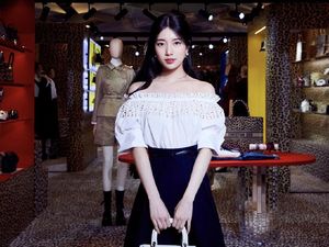 7 Potret Cantik Suzy bak Boneka, Netizen Ingin Lahir dengan Wajahnya 7 Potret Cantik Suzy bak Boneka, Netizen Ingin Lahir dengan Wajahnya