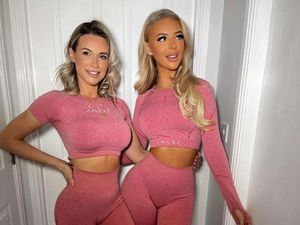 8 Potret Wanita Cantik Viral, Netizen Tak Percaya Sosoknya Sudah Emak-emak