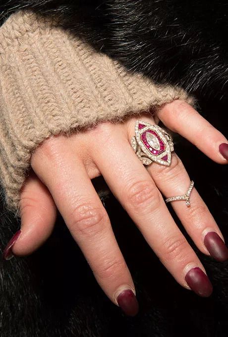 Cincin Ashlee Simpson