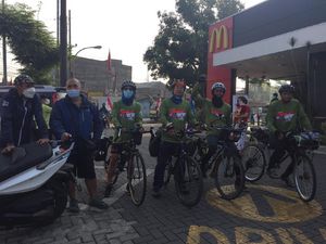 Sambut 17-an, Gowes Menikmati View Menuju Jogja
