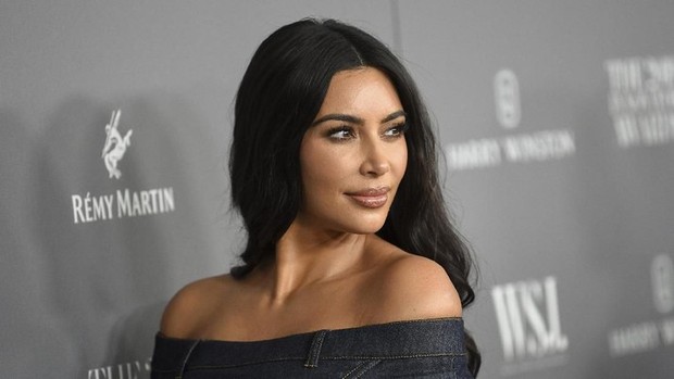 Kim Kardashian dengan zodiak libra