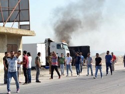 Lebanon Krisis Parah, Korban Luka Ledakan Maut Tangki BBM Tak Tertangani!