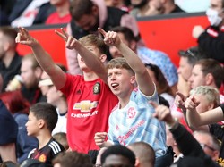 Duh! Fans MU dan Leeds Baku Hantam, 6 Orang Ditangkap