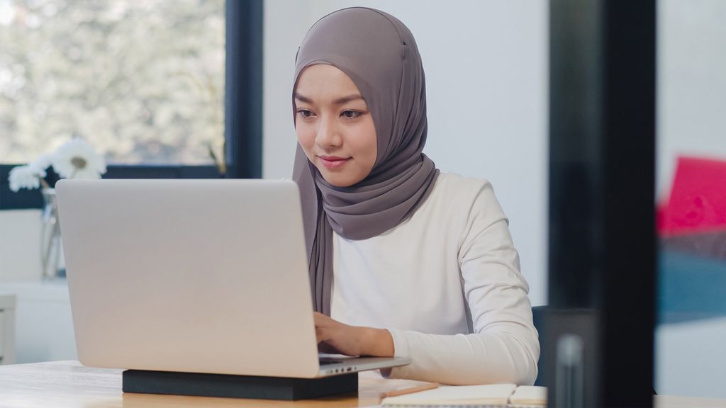 Pilihan jurusan kuliah buat anak IPS/freepik/Tirachardz