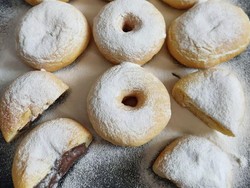 Rahasia Membuat Donat Empuk dan Mengembang Sempurna