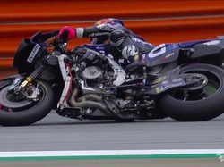 Detik-detik Motor Bastianini Telanjang, Jeroan Motor Kelihatan