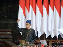 Mantul, Gaya Jokowi Berbaju Adat Baduy di Pidato Kenegaraan