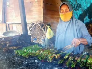 Laris Manis Gogos Kambu Khas Polman yang Tak Terpengaruh Pandemi Laris Manis Gogos Kambu Khas Polman yang Tak Terpengaruh Pandemi
