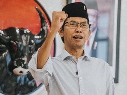 HUT RI ke-76, Ketua DPRD Surabaya Ajak Masyarakat Saling Gotong Royong