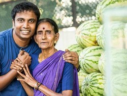 Kisah Aktor India Kencani 355 Wanita Termasuk Pemulung-Penjual Buah