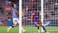 Kemenangan ini membuat Barcelona bisa membuktikan tetap bisa bersaing tanpa Messi. Sebab, La Pulga sudah pergi dan gabung Paris Saint-Germain. Alex Caparros/Getty Images.