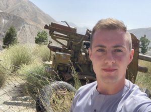 Tolong! Turis Ini Terjebak di Kabul yang Kini Dikuasai Taliban Tolong! Turis Ini Terjebak di Kabul yang Kini Dikuasai Taliban