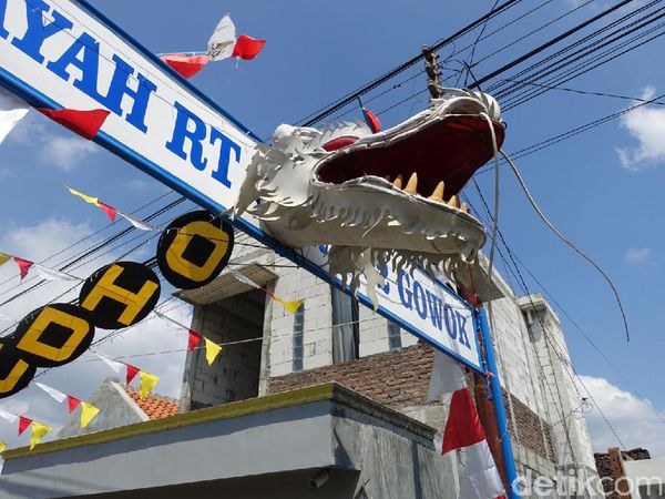 Naga Raksasa Ikut Meriahkan HUT ke-76 RI di Sleman