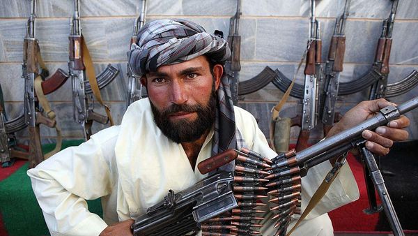 Rentetan Serangan Taliban hingga Kuasai Afghanistan