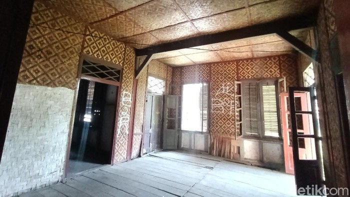 Bangunan bersejarah di Karawang