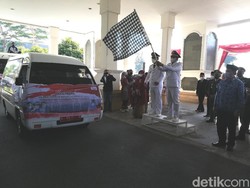 Rayakan HUT ke-76 RI, Pemkab Sumedang-Korpri Bagikan 4.201 Paket Sembako