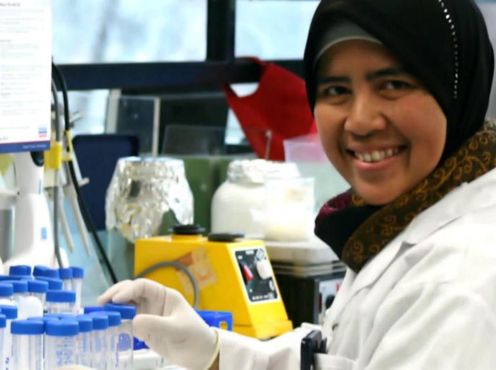 Pakai Batik ke Kantor hingga Jadi Jembatan Sains, Inilah 3 Saintis Perempuan Indonesia di Australia