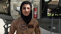 8 Foto Pilot Wanita Pertama Afghanistan yang Pernah Diancam Mati Taliban