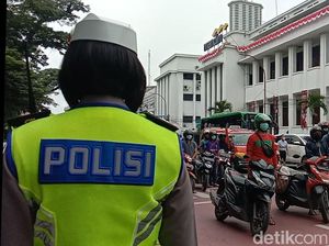 Detik-detik Proklamasi, Warga di Medan Berhenti untuk Beri Penghormatan