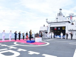 HUT Ke-76 RI, TNI AL Gelar Upacara di Tapal Batas Perairan Ambalat