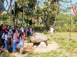 Kearifan Lokal, Upacara HUT RI di Bondowoso Ini Gunakan Bahasa Madura