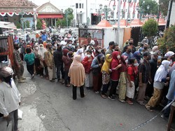 Terjadi Kerumunan Saat Pembagian BST, Begini Penjelasan Kantor Pos Yogya