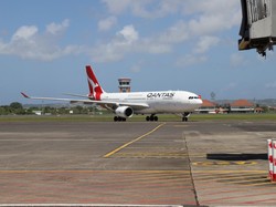 Kasihan... Alat Bantu Pernafasan Pria Ini Dihilangkan Maskapai