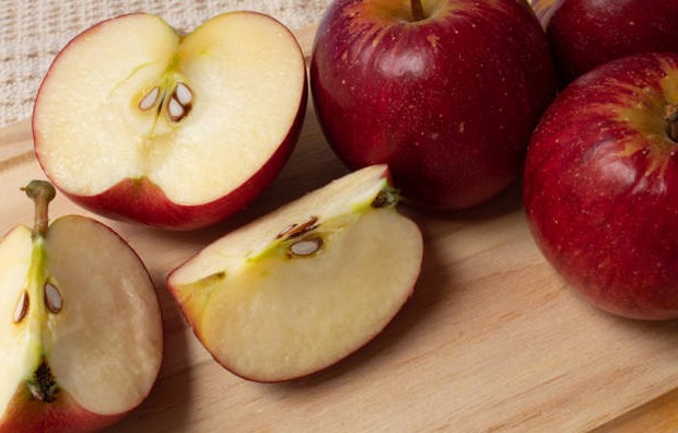 Apel/ foto: freeimages.com/Maria Thomazi