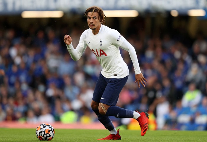 Dele Alli LONDON, ENGLAND - AUGUST 15: Dele Alli of Tottenham looks on after the Premier League match between Tottenham Hotspur and Manchester City at Tottenham Hotspur Stadium on August 15, 2021 in London, England. (Photo by Michael Regan/Getty Images)