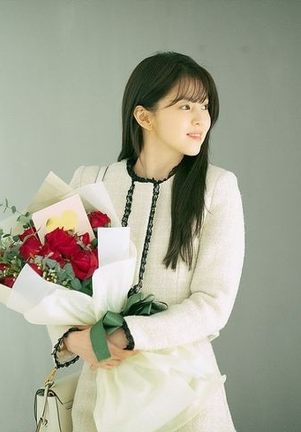 Gaya fashion Yoo Na-bi/Foto: Pinterest.com/Hansohee Gaya fashion Yoo Na-bi