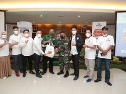 Bamsoet Apresiasi Bantuan dari Swasta ke Warga Terdampak COVID di Jatim