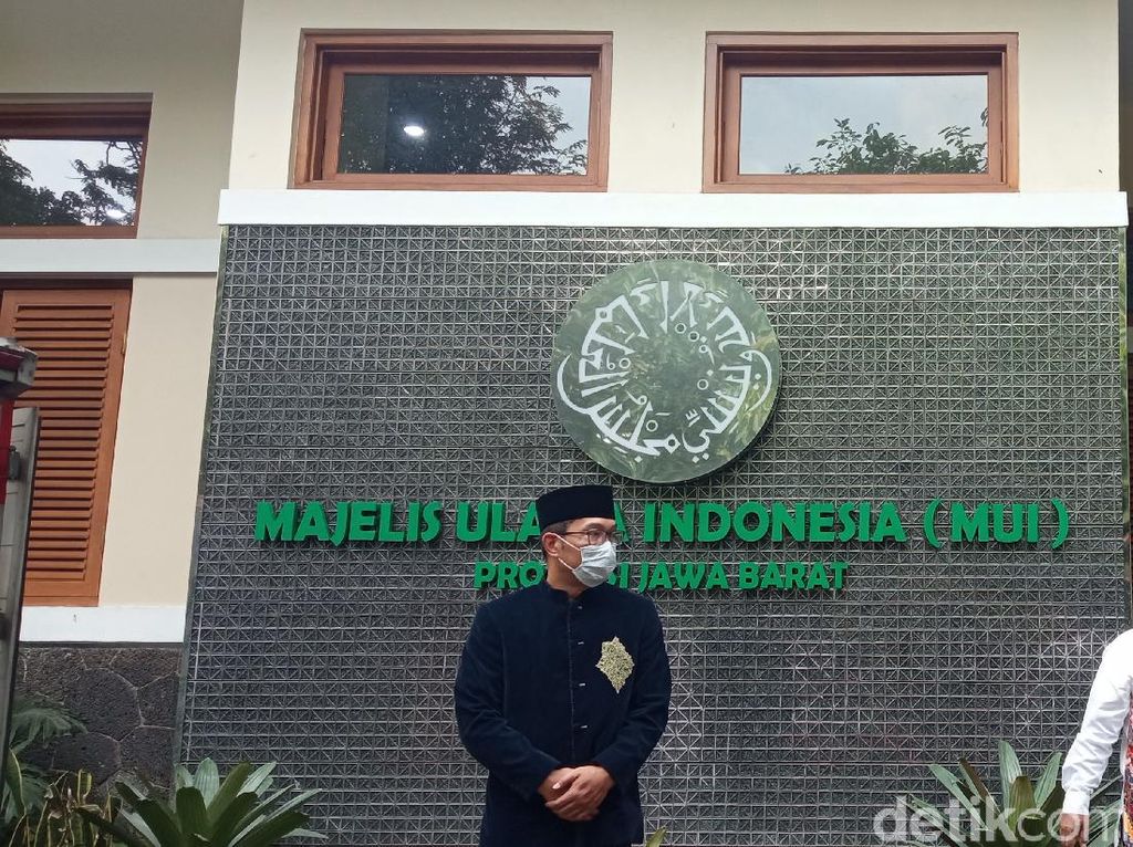 Heboh Baiat NII di Garut, Ridwan Kamil: Tak Boleh Ada Khilafah di Jabar Heboh Baiat NII di Garut, Ridwan Kamil: Tak Boleh Ada Khilafah di Jabar