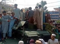 Ribuan Kendaraan Militer Amerika Serikat Kini Dikuasai Taliban