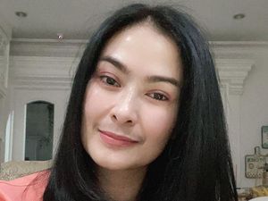 Iis Dahlia Tak Kalah Pedas Semprot Netizen yang Ejek Wajah Berkumisnya