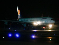 Jerman Sewa Pesawat Khusus, Ratusan Warga Afghanistan Mendarat di Frankfurt