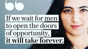 10 Potret Eks Kapten Bola Wanita Afghanistan yang Minta Bantuan Perlindungan