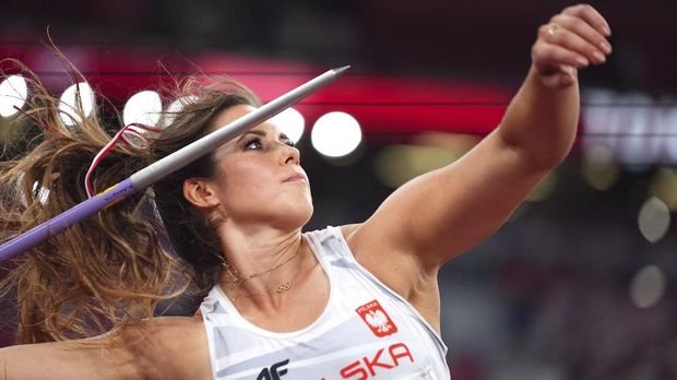 Tokyo 2020 Olympics - Athletics - Women's Javelin Throw - Final - Olympic Stadium, Tokyo, Japan - August 6, 2021. Maria Andrejczyk of Poland in action REUTERS/Aleksandra Szmigiel