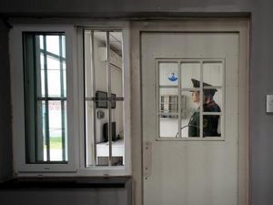 Bekas Tahanan Tuduh China Operasikan Penjara Rahasia di Dubai