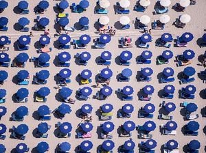 Wisata Italia Makin Mahal, Warga Kosongkan Pantai