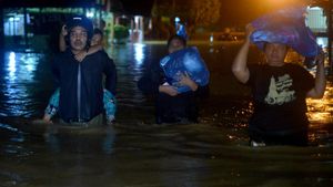 Banjir Rendam Pemukiman Warga di Padang