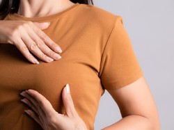 Waspadai Ruam Kulit Bisa Jadi Gejala Kanker Payudara