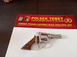 Polisi Sebut Senpi Rakitan Dijual Eks Pegawai Bank Mirip dengan Pabrikan